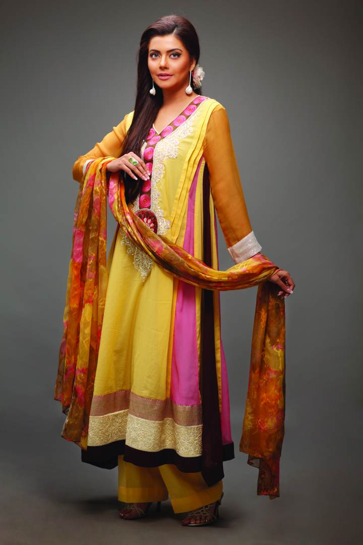 Fashion world latest Fashion pakistan latest fashions dresses.