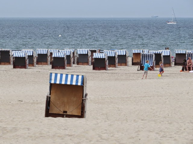 Wandering Polka Dot Escape From The City Rostock