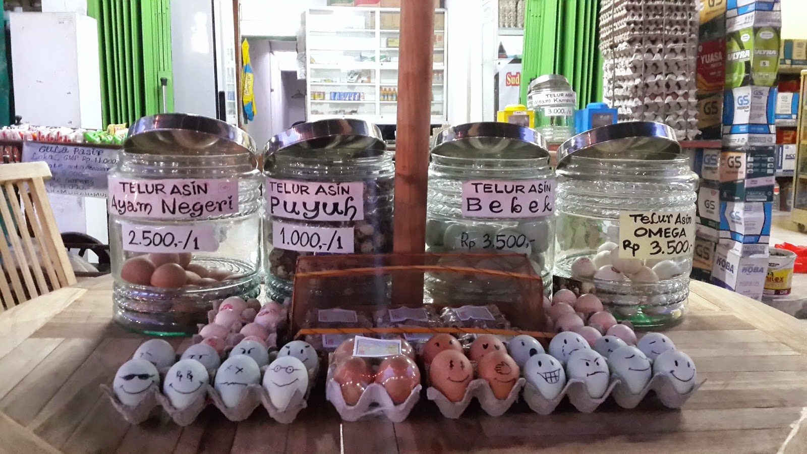 Oleh oleh kuliner Tangerang Kemasan telur asin semua