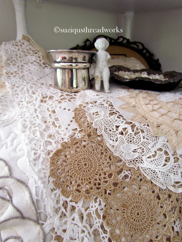 Suziqu's Threadworks Doily and Lace Quilt Now Completed