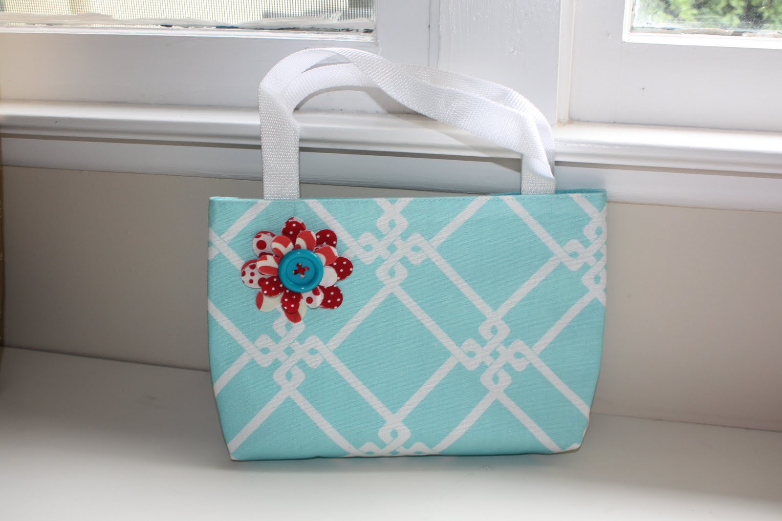 Living the Super Life Placemat Tote Bag Tutorial