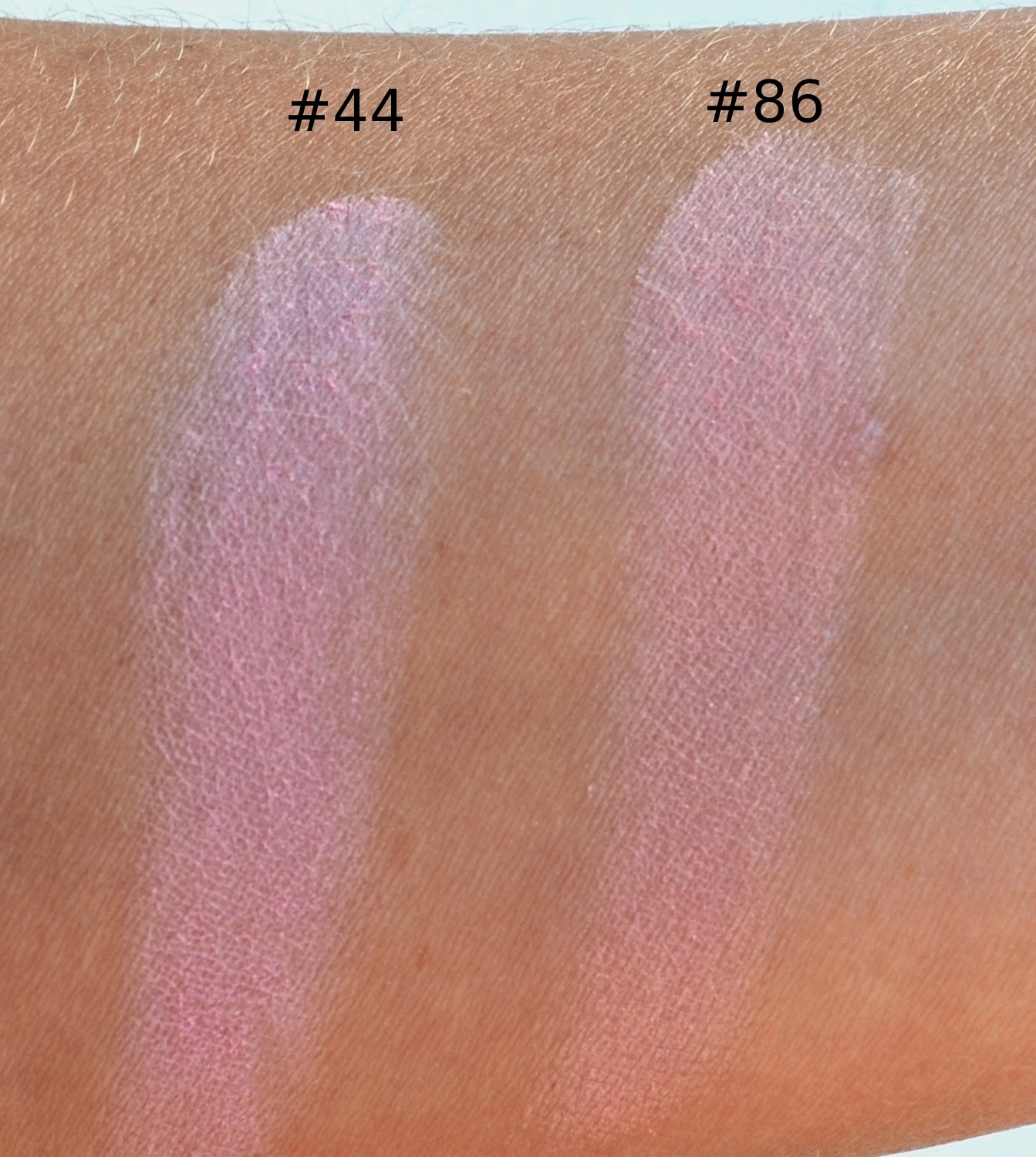 Chanel Joues Contraste Powder Blush #86 Discretion vs. #44 Narcisse