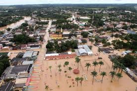 #Sandy - #Frankenstorm - SEGUIMIENTO DE HURACANES,TIFONES, TORNADOS Y TORMENTAS - - Página 2 Crecida+del+río+Acre+Brasil