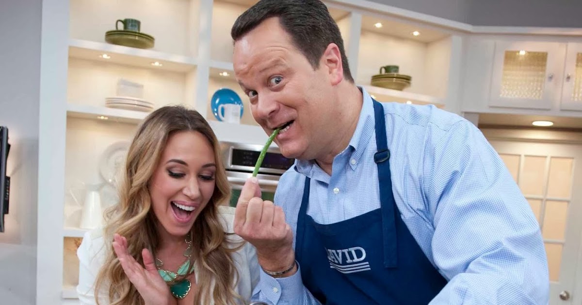 HAYLIE DUFF QVC'S 'IN THE KITCHEN WITH DAVID'