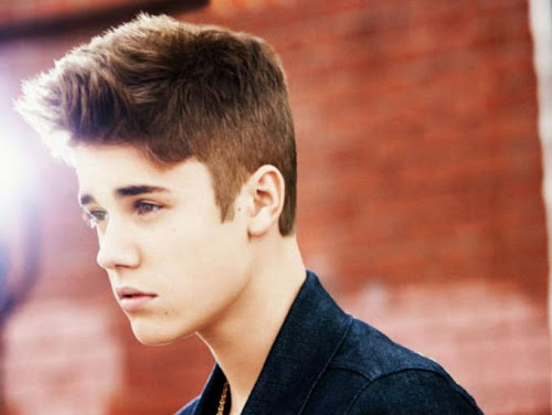 JUSTIN BIEBER JUSTIN BIEBER