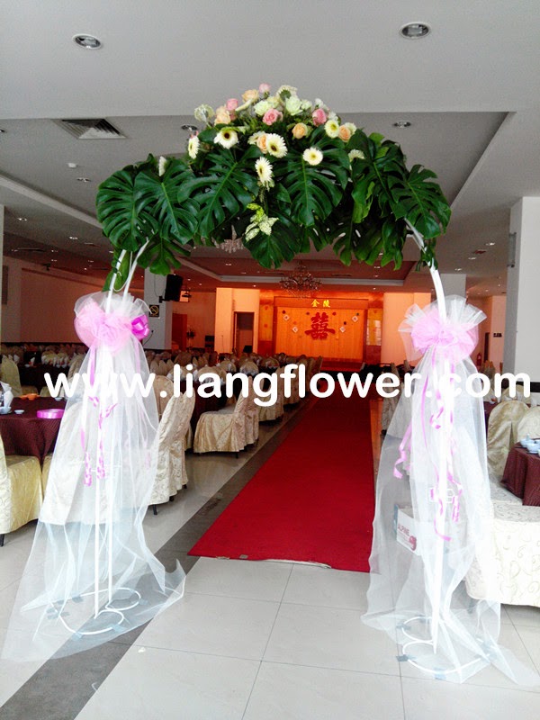 Wedding Flowers Arch