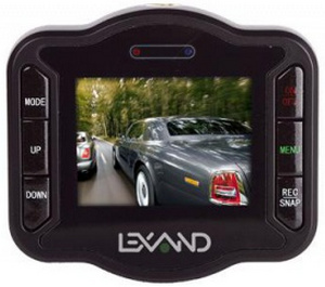 автомобильный видеорегистратор Lexand LR-2000