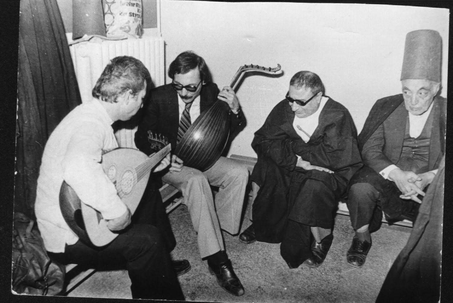 Musiki Defteri Necati Celik Iyi Muzisyen Sazi Ile Sohbet Edebilendir