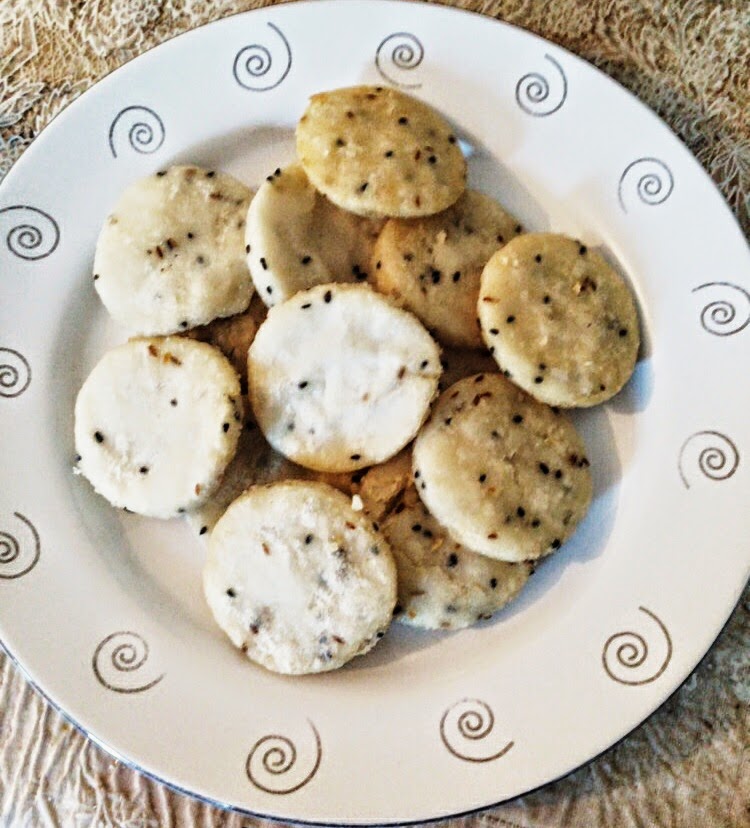 Ney Pathiri / Ney Pathal Recipe Book