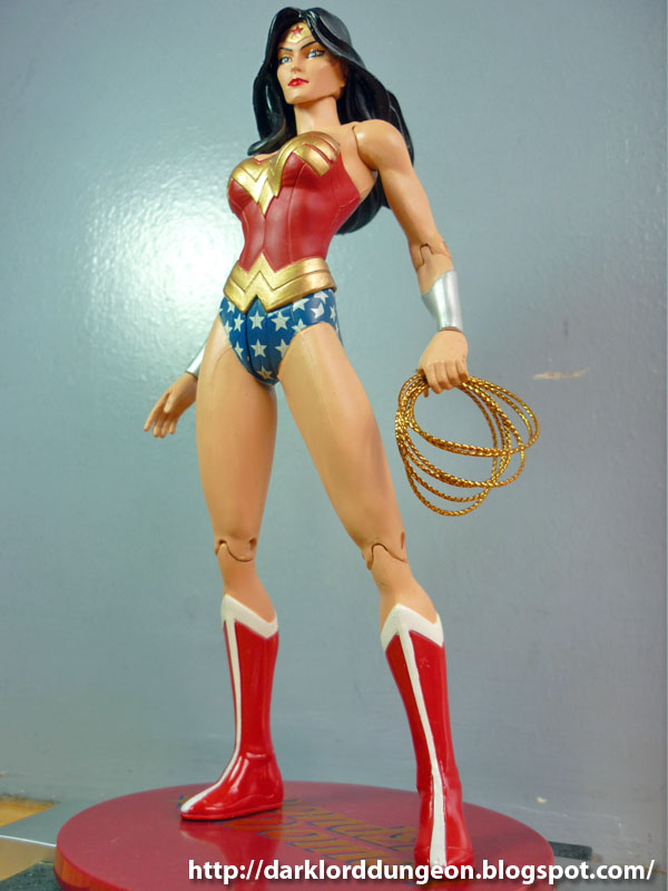 [Kotobukiya] New 52 Wonder Woman Statue - Página 2 Wonder+Woman+5