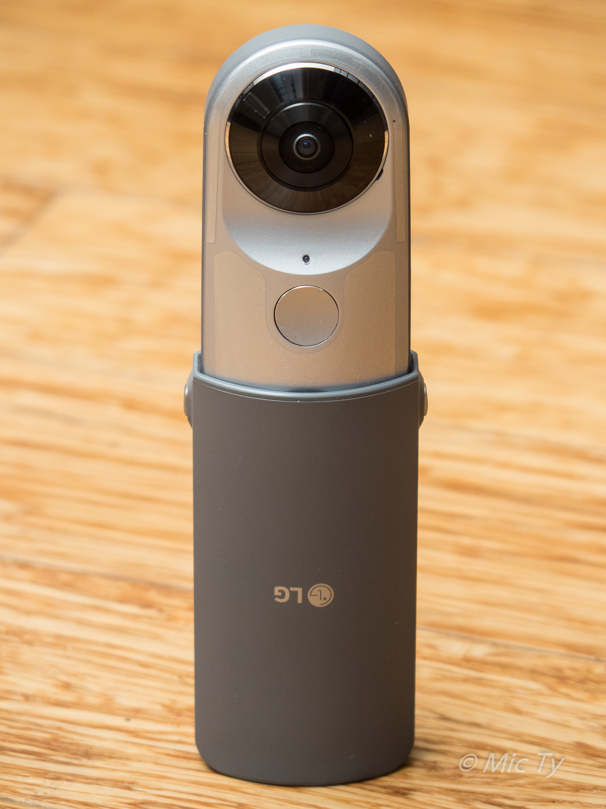 The most in-depth review of the LG 360 Cam R105: affordable and compact ...