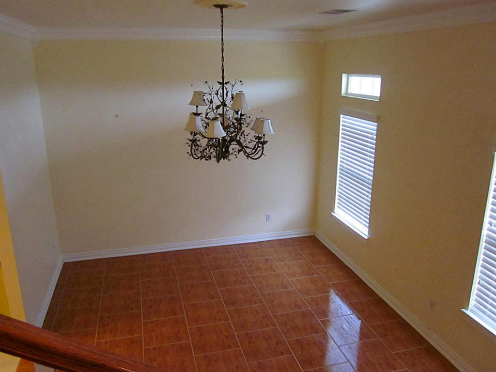 VIFAA VYA UJENZI Zinapatikana showroom Tazara