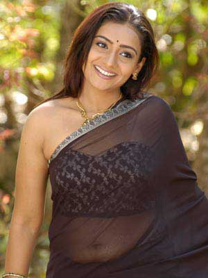 Meera Vasudevan Hot Pics Meera Vasudevan Hot Pics