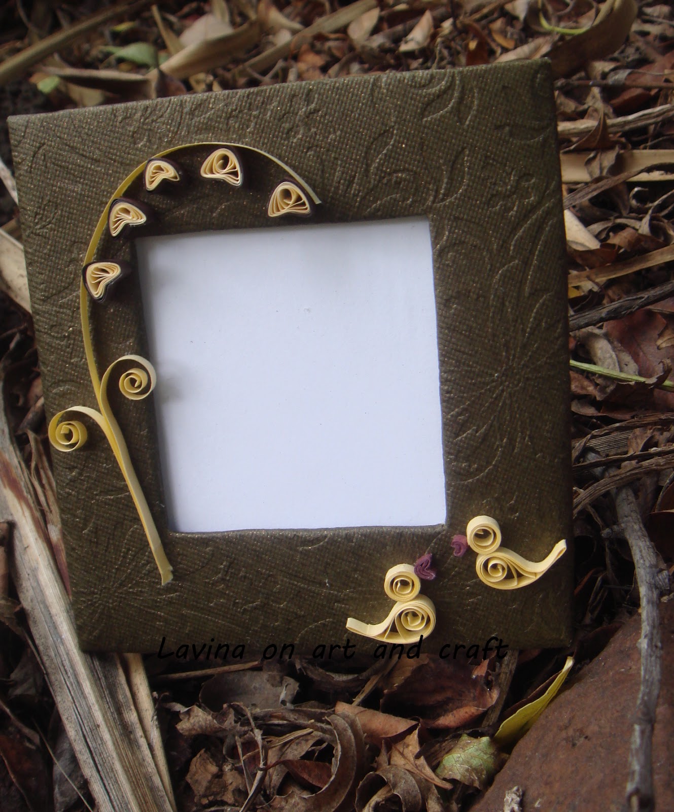 Life s little treasures Recycled DIY photo frame