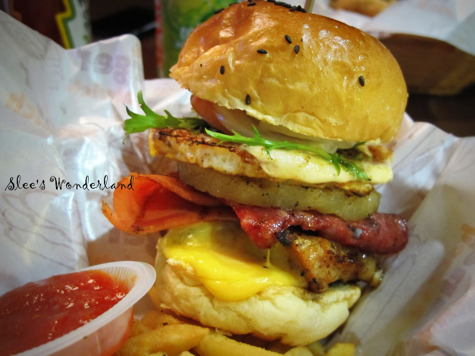 Slee's Wonderland Burger Junkyard Kota Damansara
