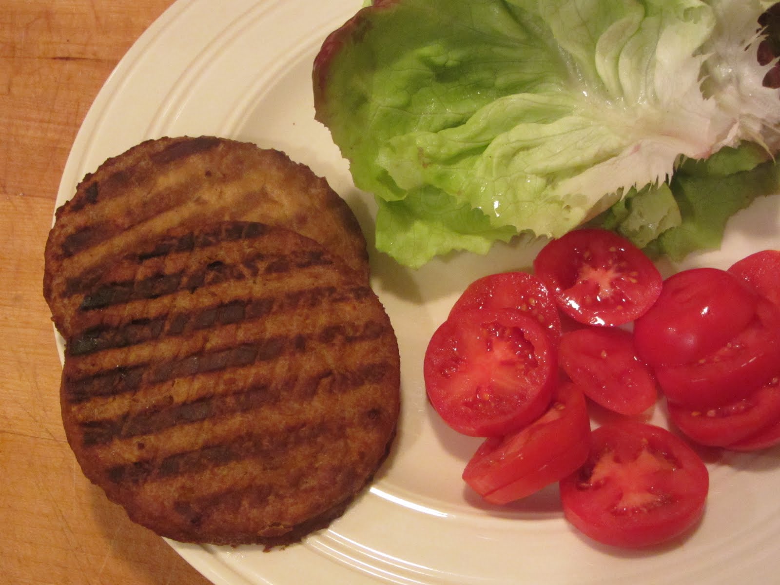 Vegan Eats and Treats! Quorn=Vegan Burger Magic!