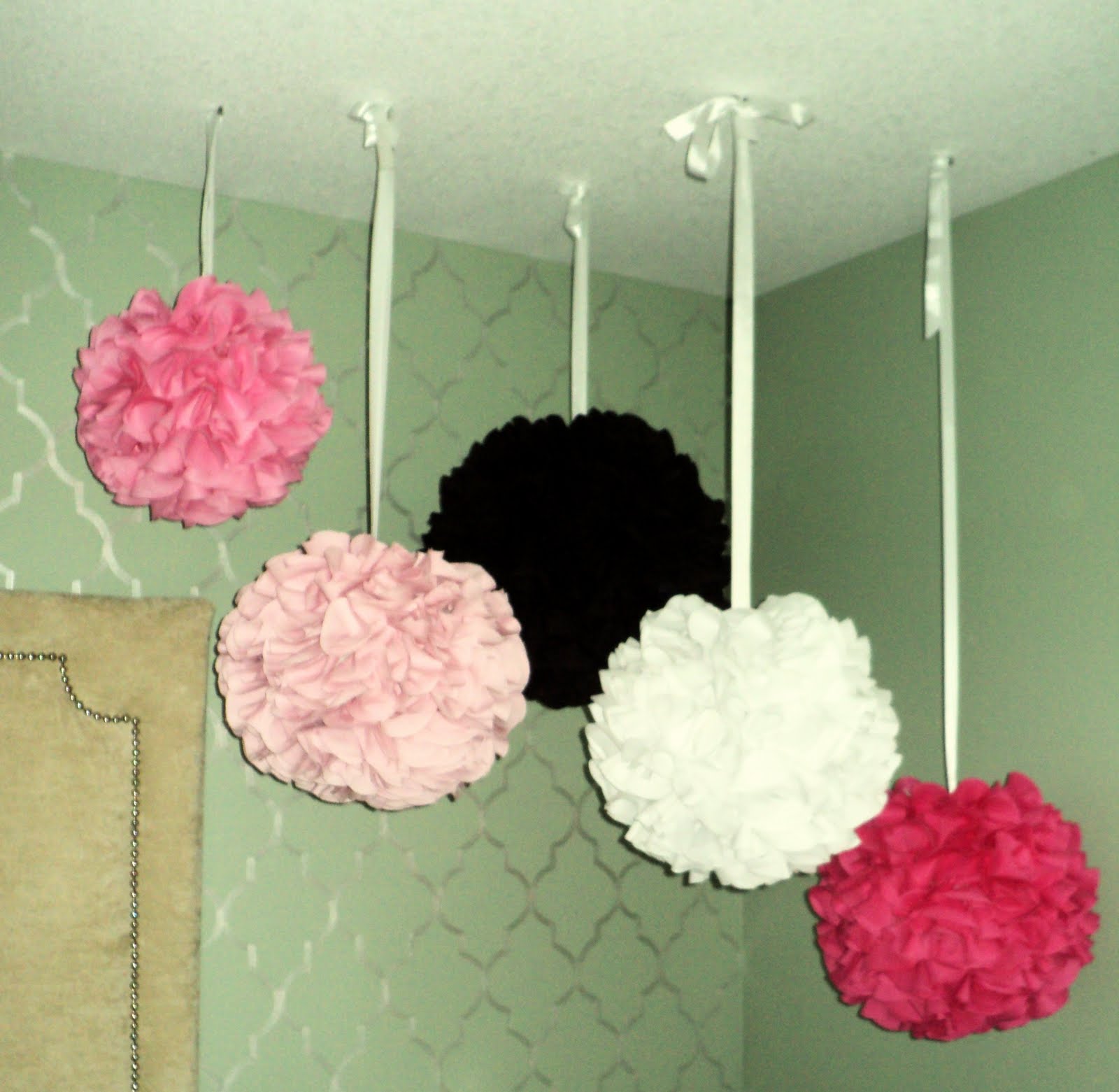 shoestring sophistication DIY Fabric Pom Poms Complete!