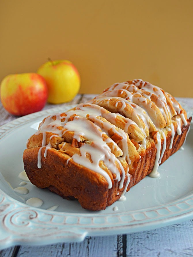 Apple Fritter Pull-Apart Bread – Girl has a dishes