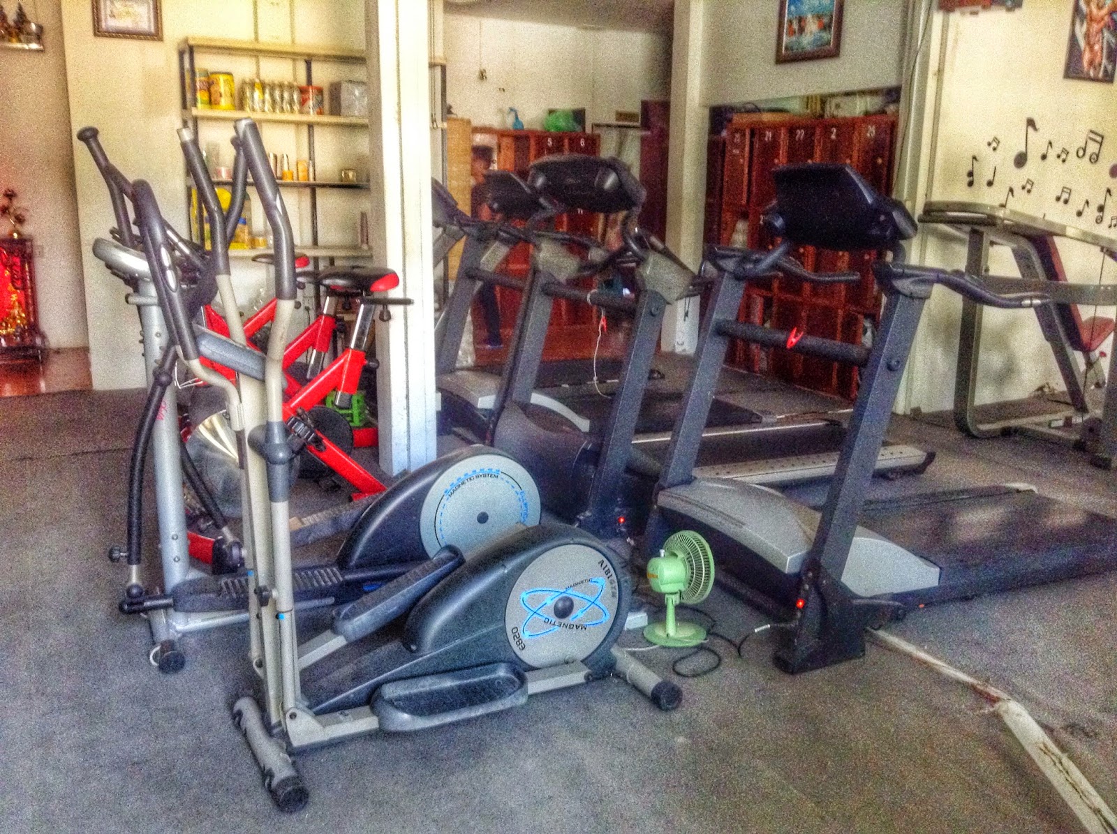 Gym in Phnom Penh, Cambodia Arnel Banawa