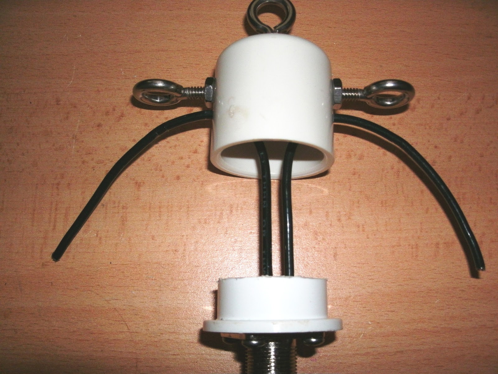 WP4AOH Dipole Antenna Center Insulator Construction