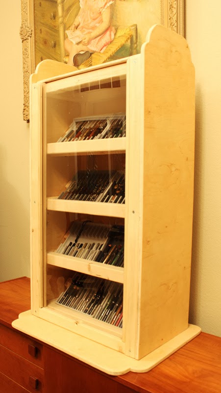 pen display case plans