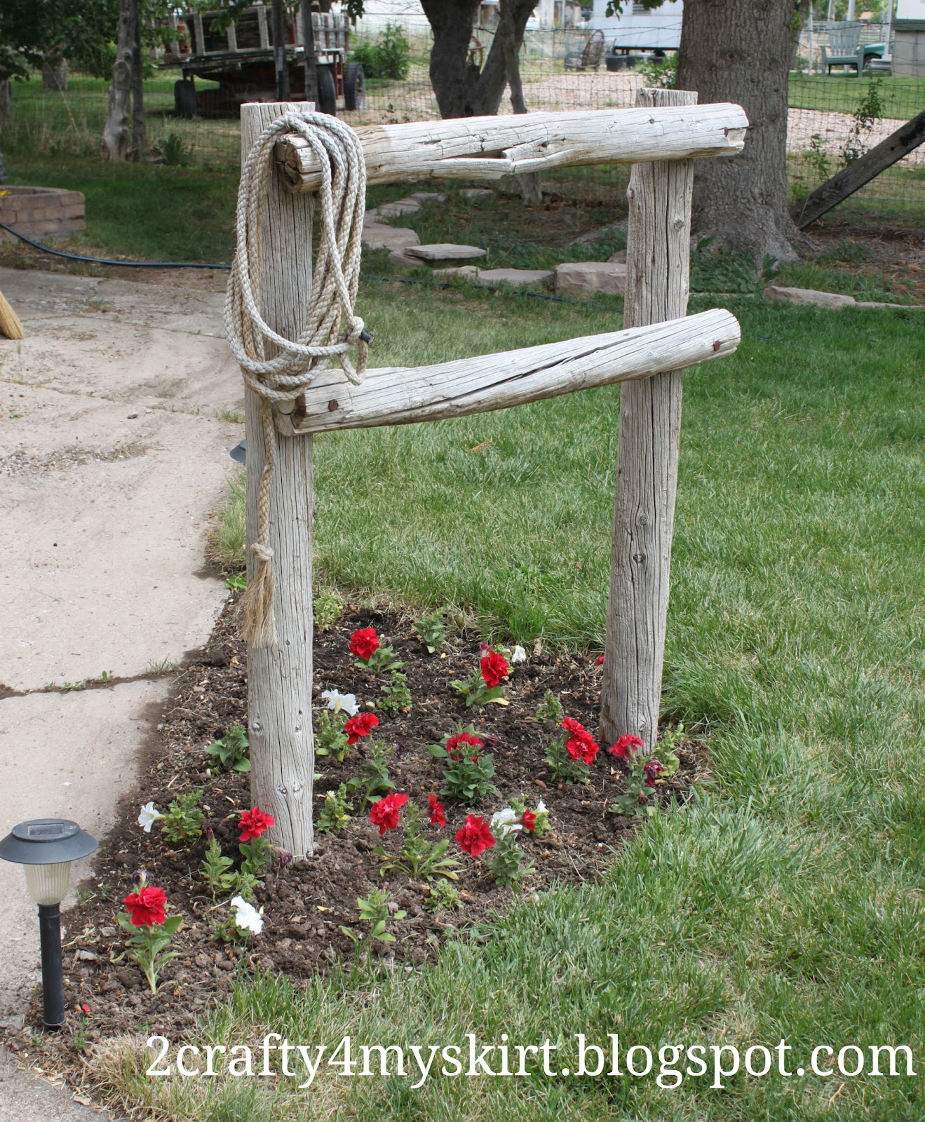 decorative yard posts 2 crafty 4 my skirt front yard western decor hitching post decorative yard posts 2 crafty 4 my skirt front yard western decor hitching post