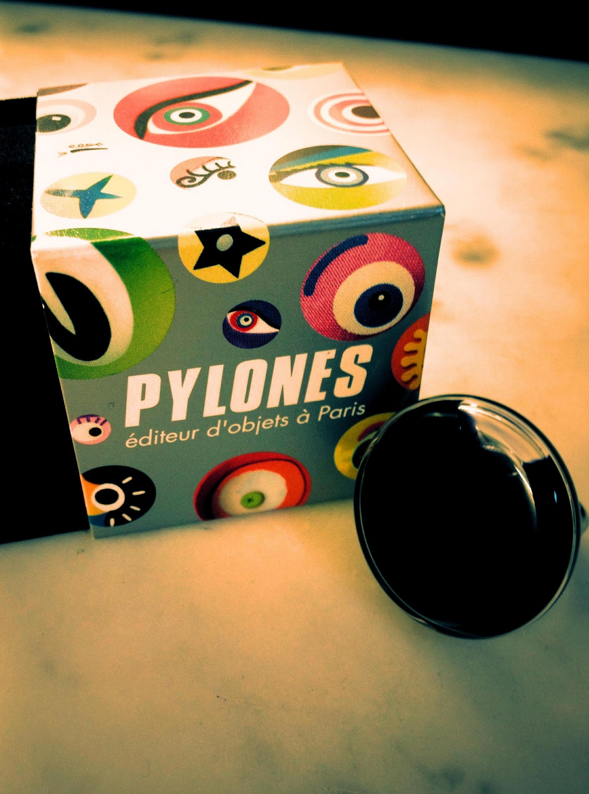 Pylones Strange Ring Style and Trouble