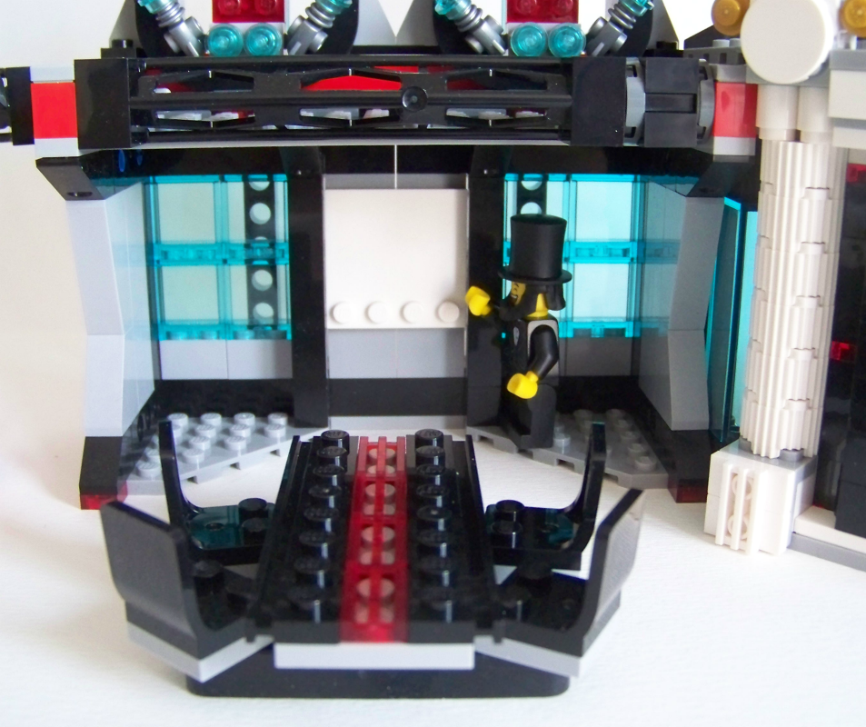 LEGO Movie Lord Business Lair Review LEGO Movie Lord Business 70809 review