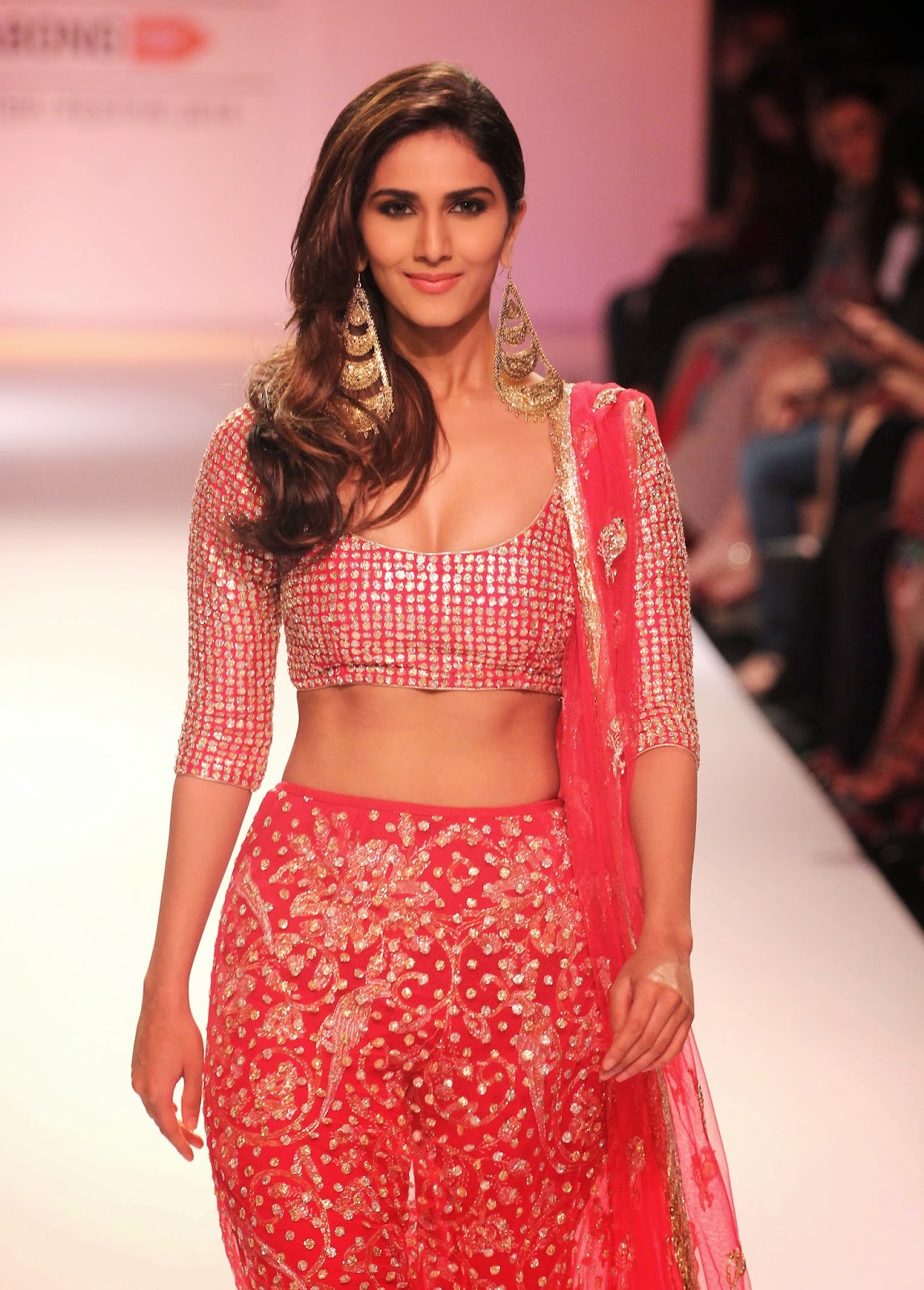 High Quality Bollywood Celebrity Pictures: Vaani Kapoor Showcasing Her