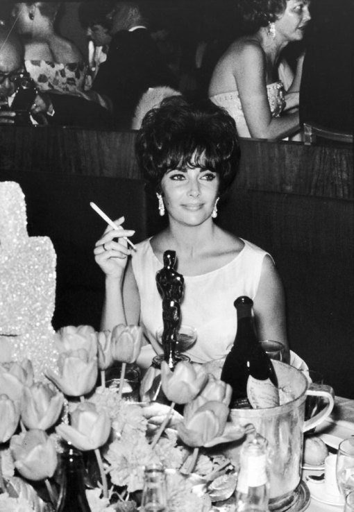 Fascinating Historical Picture of Elizabeth Taylor in 1961 