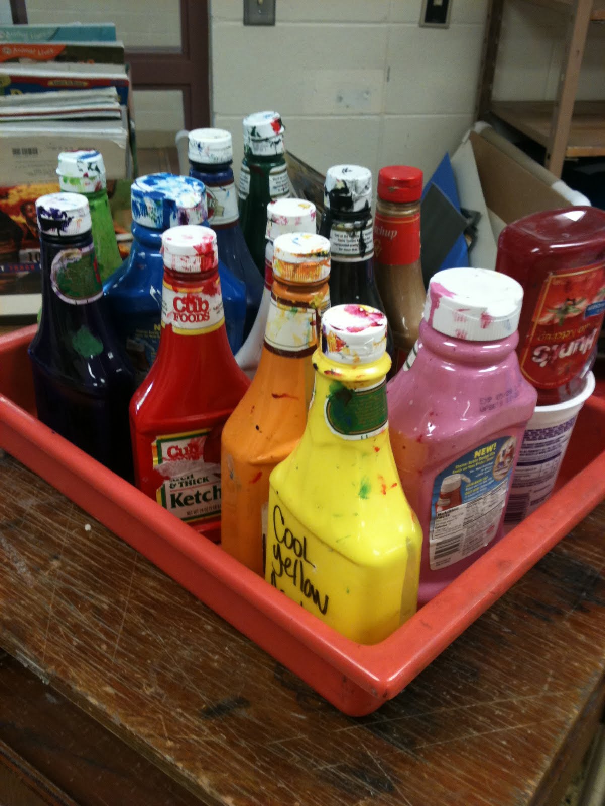 Art Moments Storing Acrylic Paint