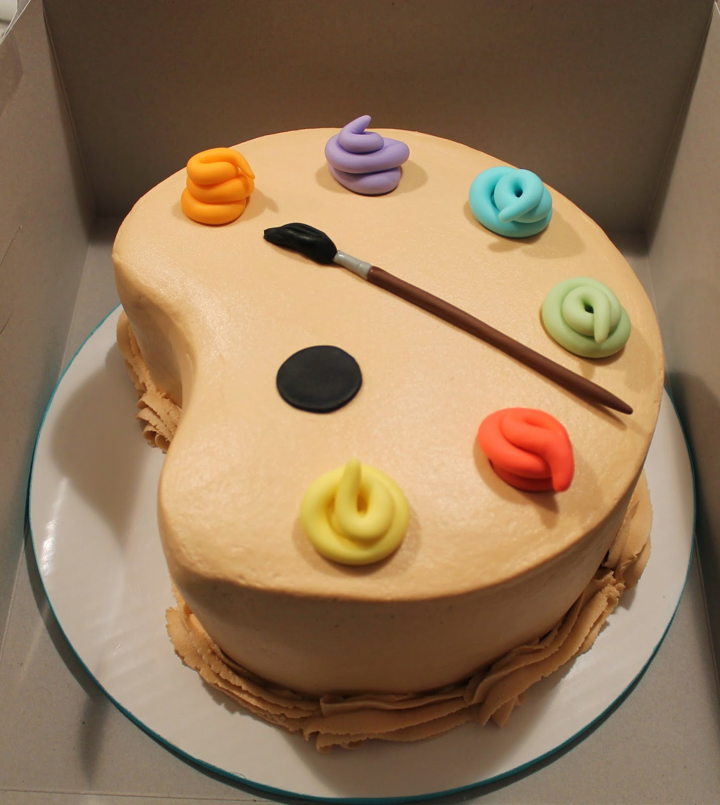 Creative Cakes by Lynn Artist's palette cake