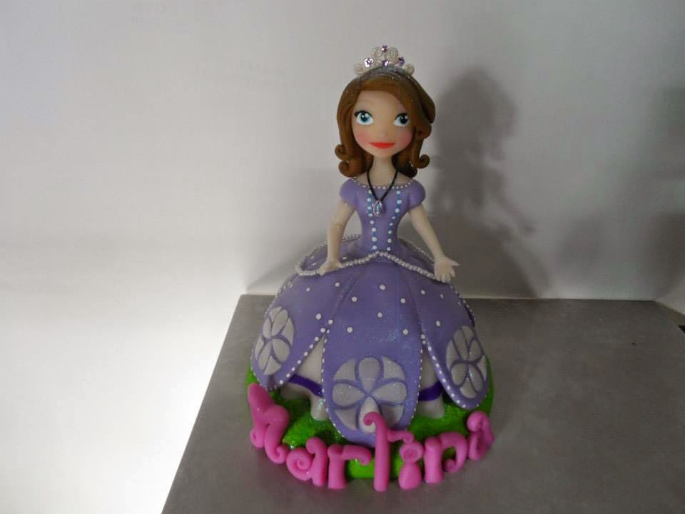 natalia porcelana fria y mas adorno torta princesa sofia