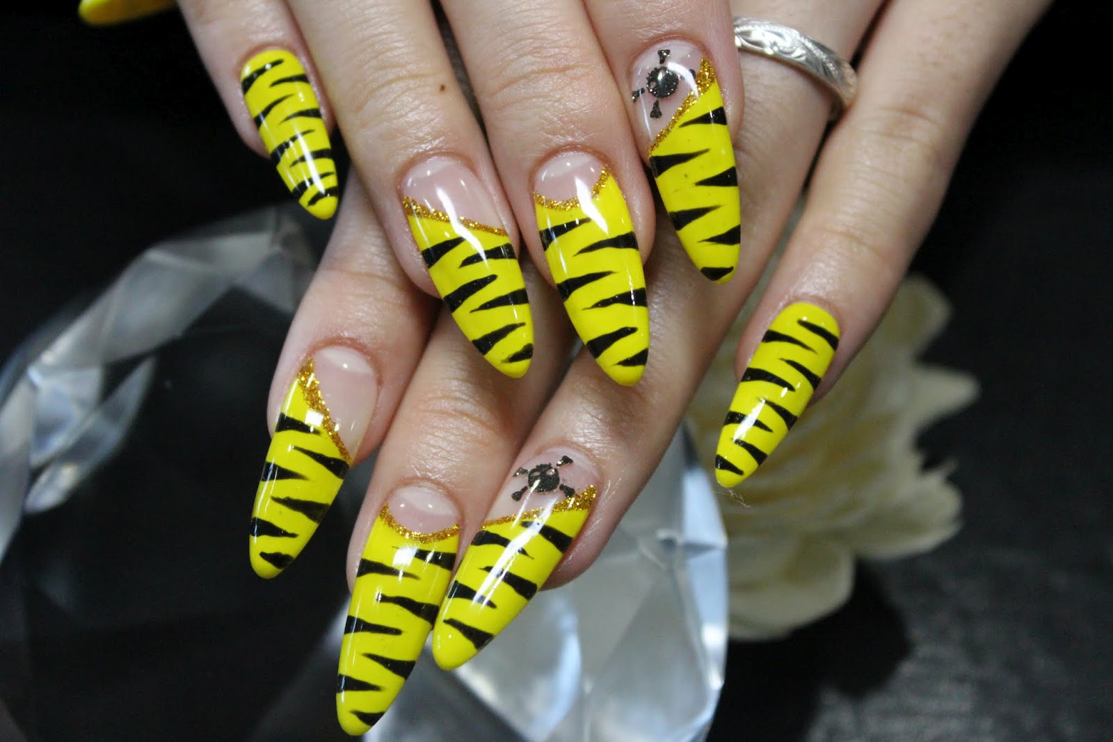 ネイルサロン Nail Salon Chou Chou ラムちゃんネイル