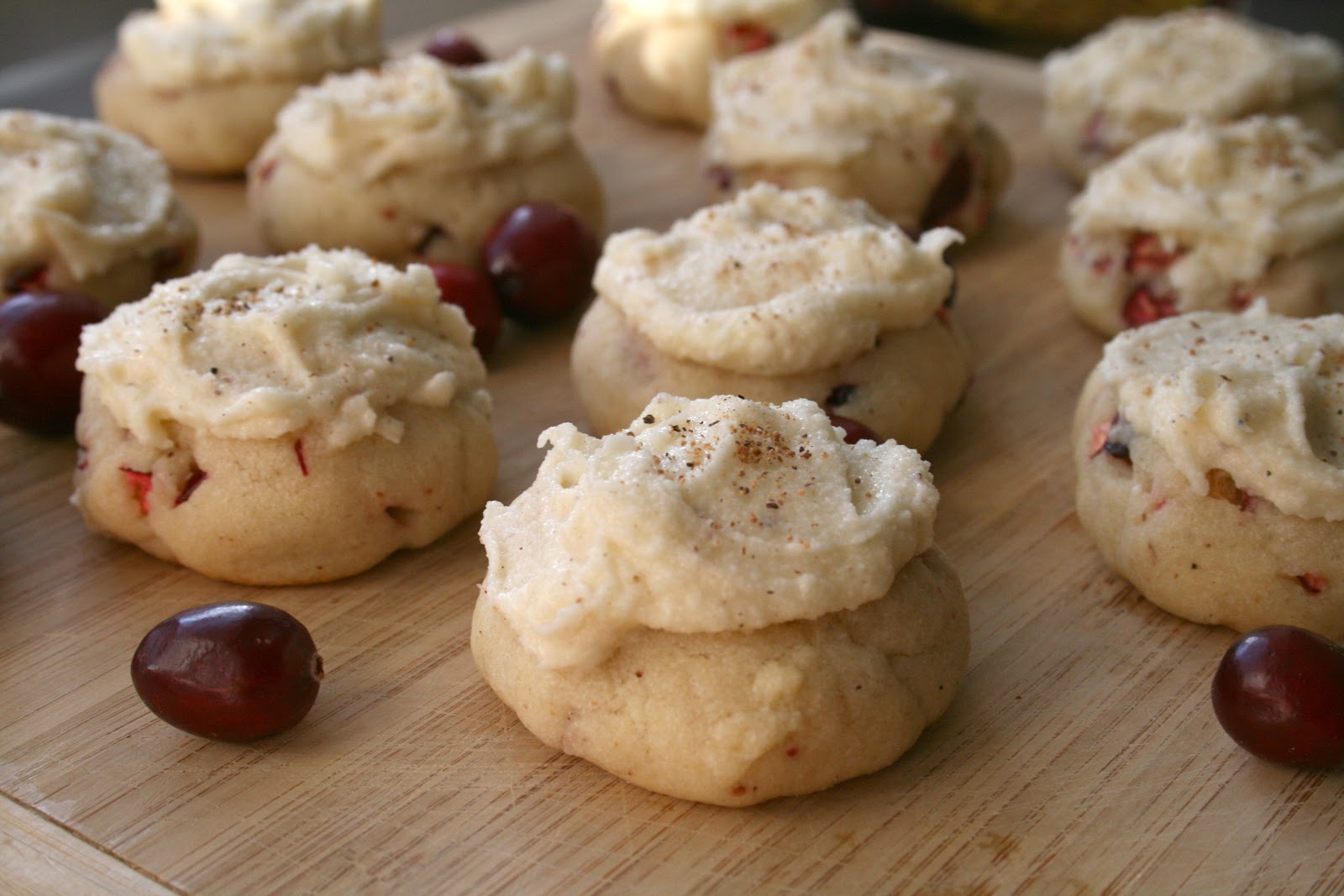 Bake a holic Cranberry Eggnog Cookies!