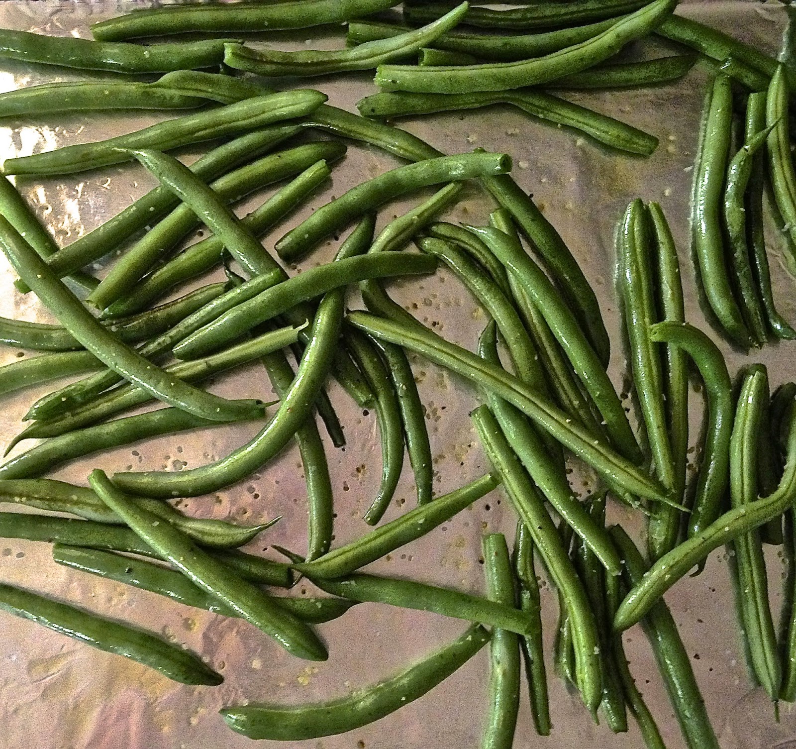 salt & zest Roasted Green Beans with Smokey Yogurt Tahini Sauce