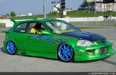 airbrush modified on honda civic hatch ricer graffiti art