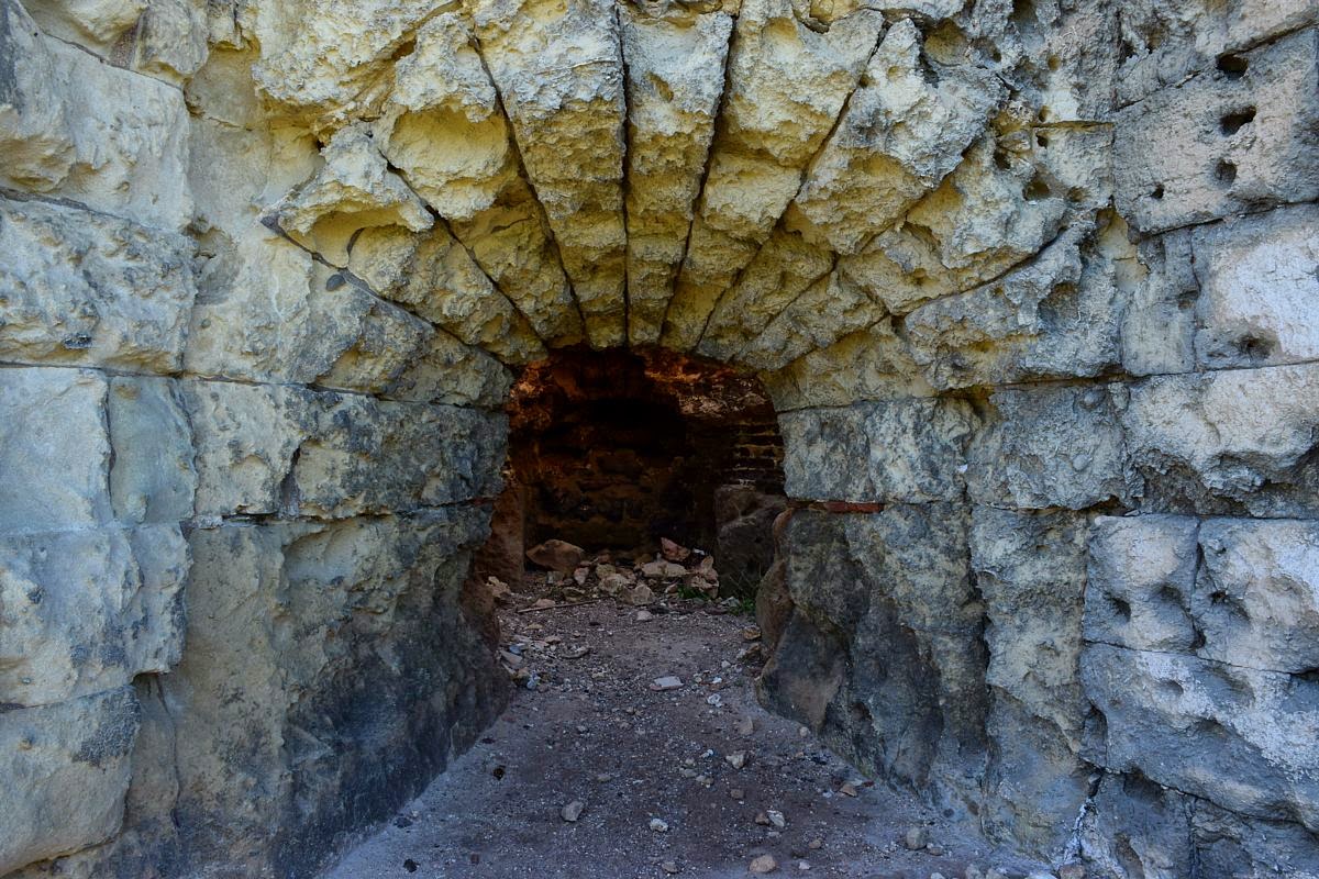 Discettazioni erranti: i misteri di cala sant esteve (novità e quiz) Balcone disegno Mexicanos