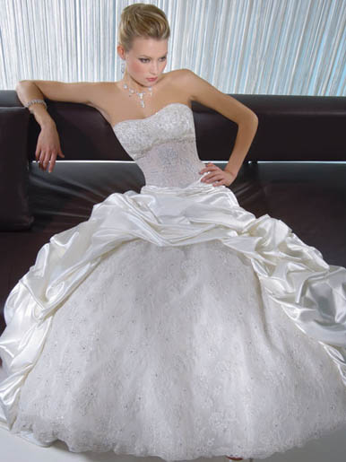 Similarly traditional handmade ball gowns wedding dress strapless are 