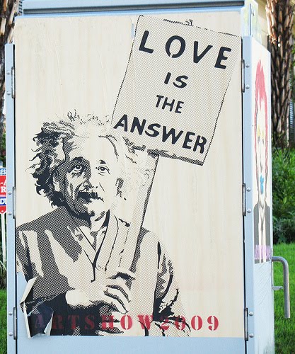 einstein ilmuwan cinta