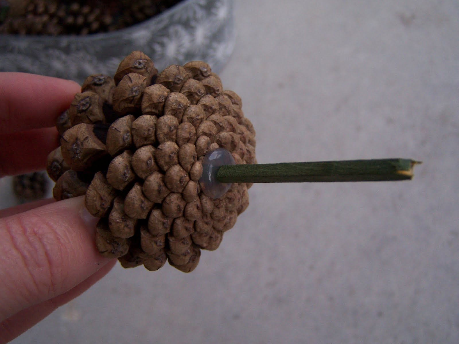 Midnight Creations Pine Cone Wreath