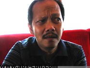 [gilbert050108-3.jpg]