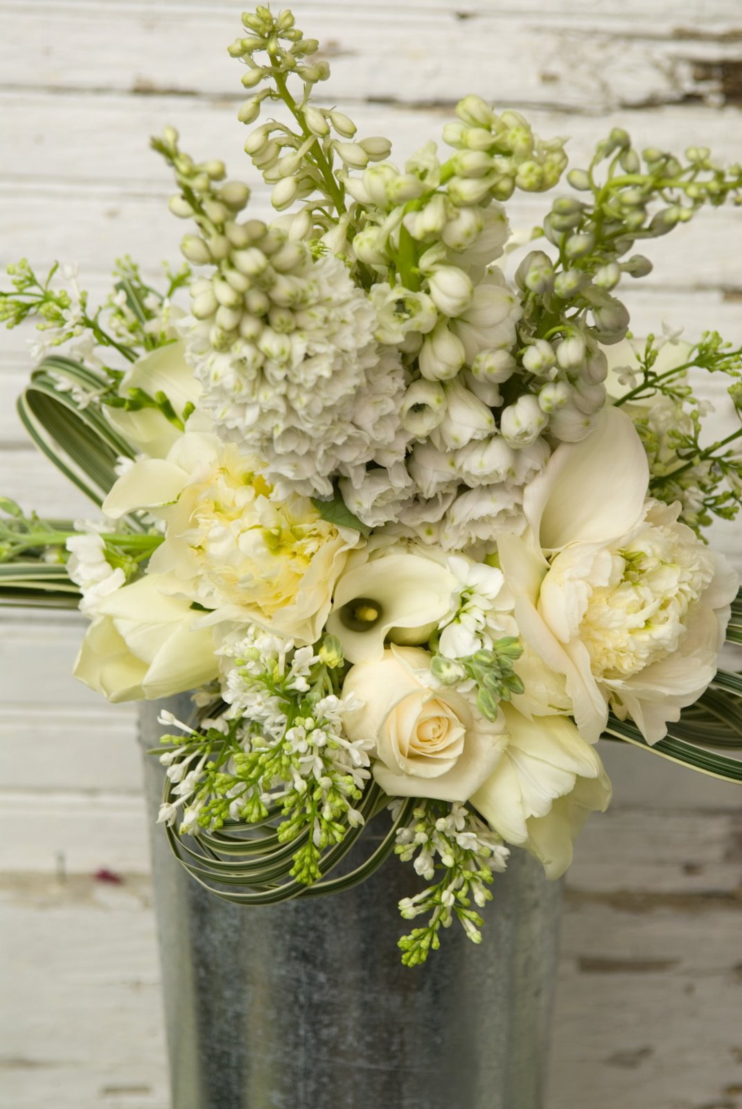 Flower Stems Color Bouquets to help Brides Pick Flower Colors