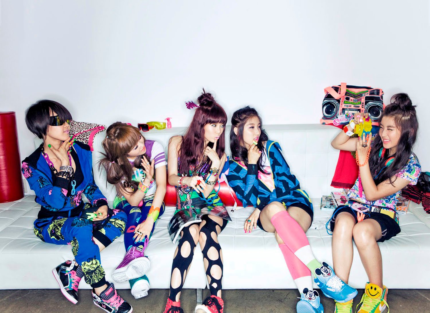 AjuKpop 4minute "Hot Issue" KWallpaper