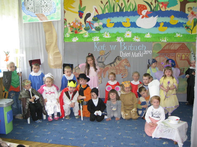 Dzien Matki Przedstawienie Krolewna Sniezka Youtube