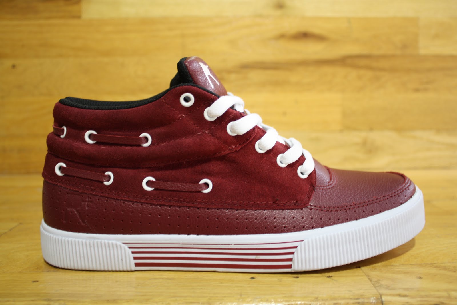 Dr. Jays Stores New R+ Revolution Rocawear Sneaker�s in