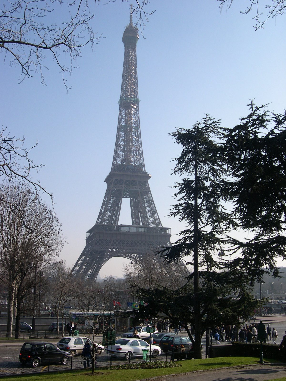[Eiffel+Tower+Northbank+Seine+2.jpg]
