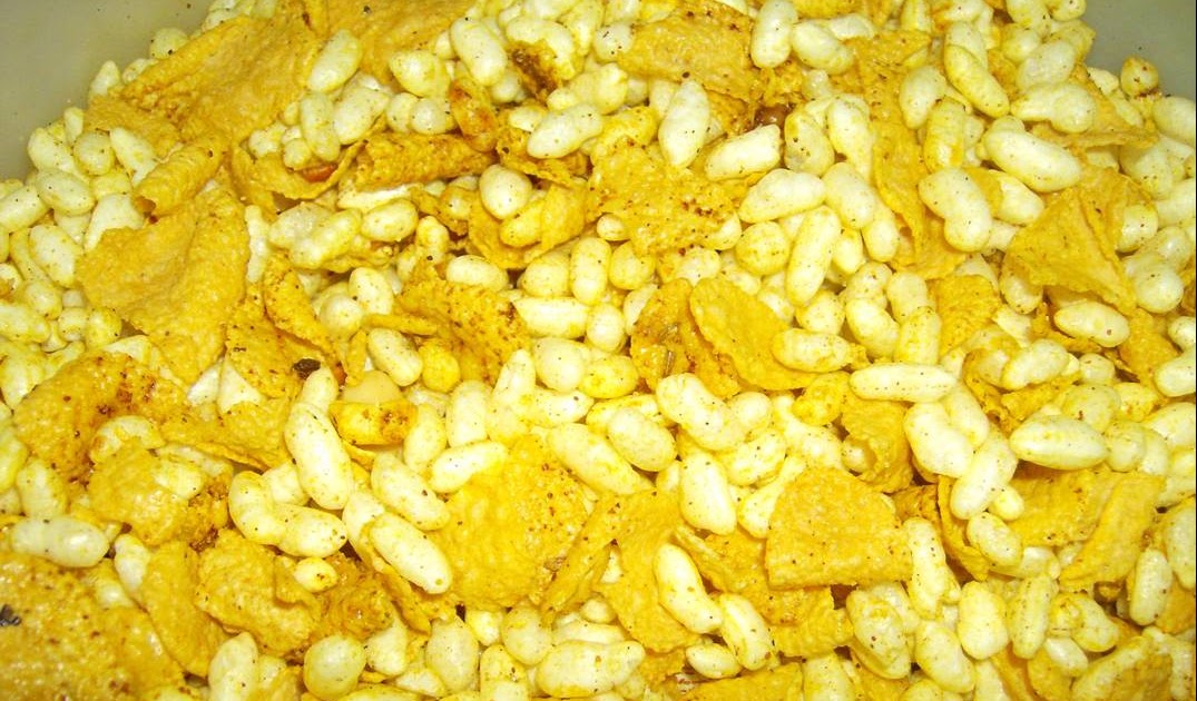Yummy in tummy..... MURMURA CORNFLAKES NAMKEEN (PUFFED RICE CORNFLAKES