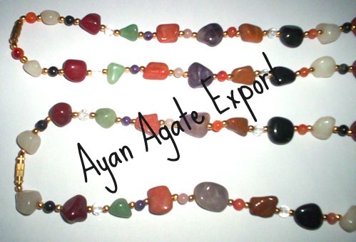 MIXED STONES TUMBLED & ROUND BEADS NECKLACE.