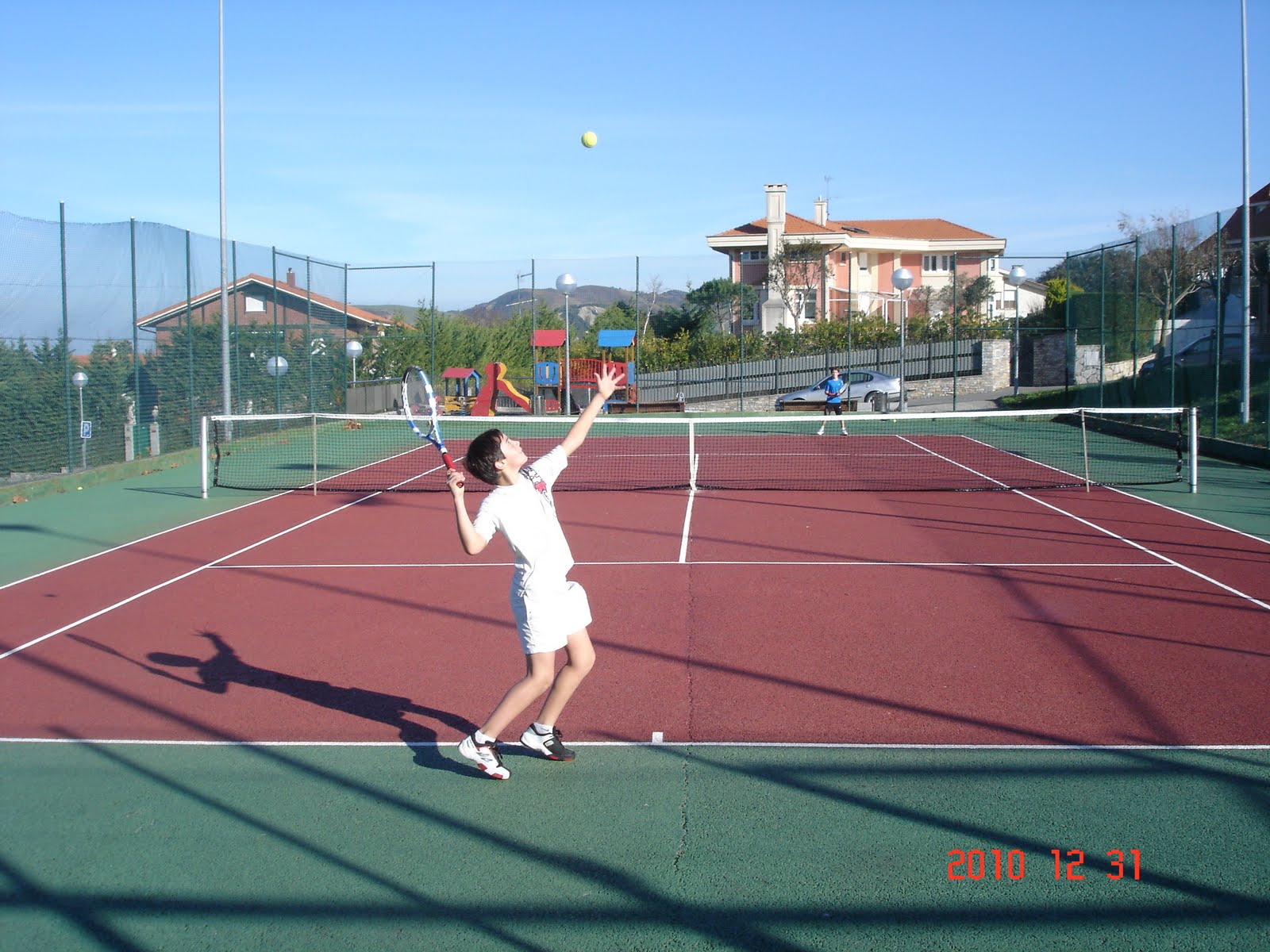 Barrikako abaroa tenis kirol taldea: Enfrentamiento contra Club de